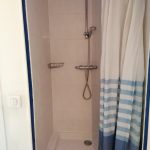 Bathroom homestay Lille La Madeleine clean space